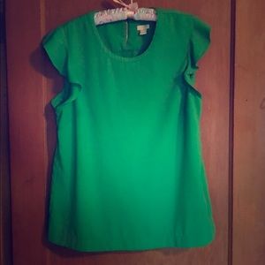 Beautiful J.Crew Ruffle Cap Sleeve Top 💚